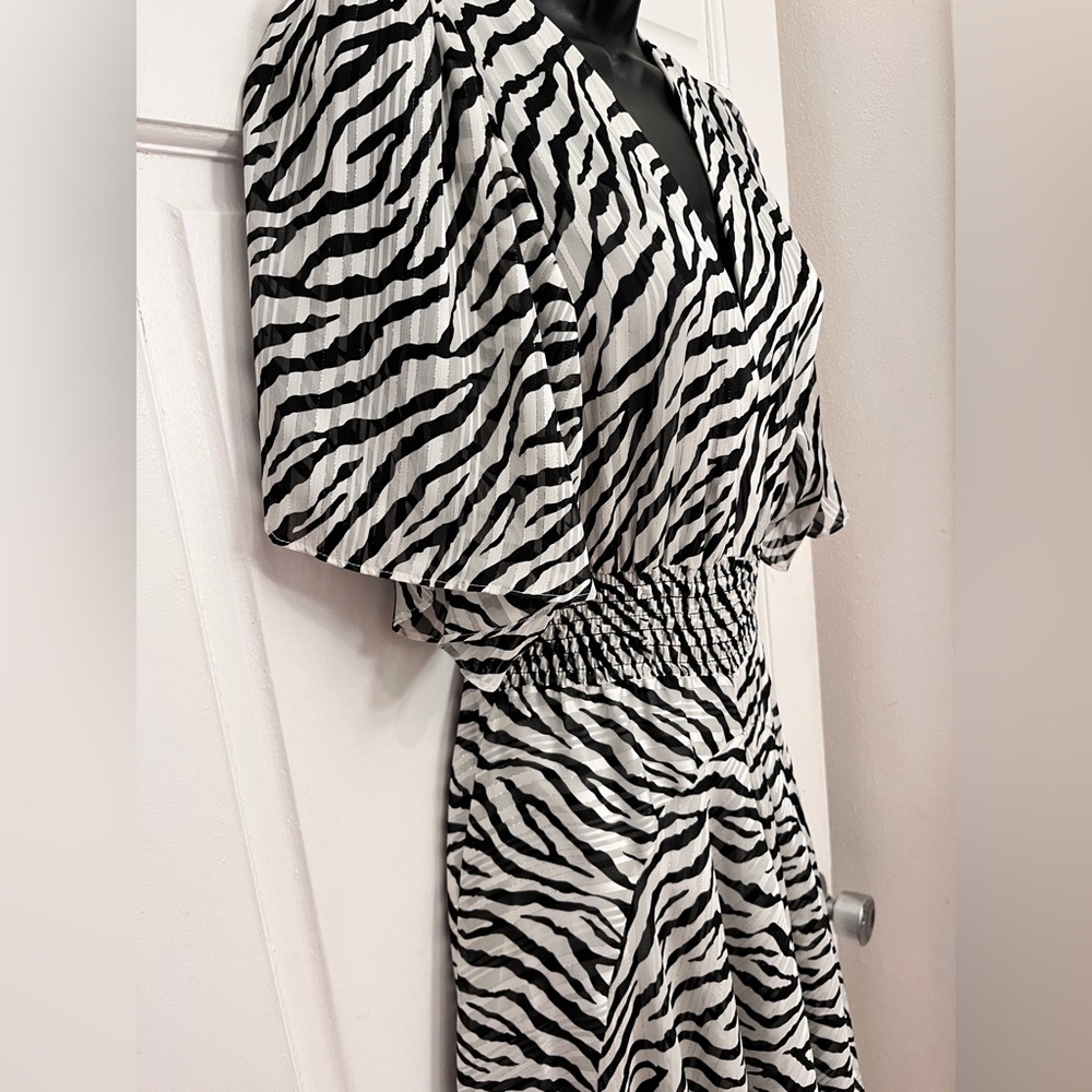 Maje Rachelle Shirred Zebra-Print Jacquard Maxi Dress Size 36 or S - Picture 5 of 16